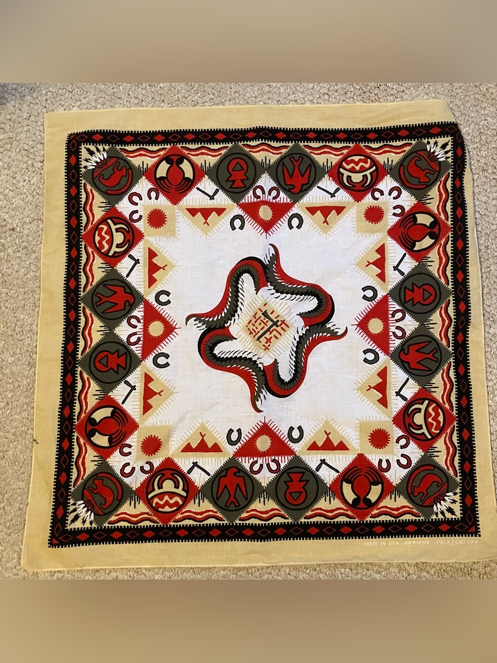 VTG Wamcraft  Bandana Aztec Southwestern Tribal Made in USA 21in Western